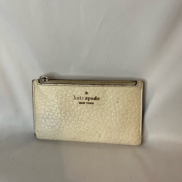 kate spade Handbags - Kate spade leather wallet